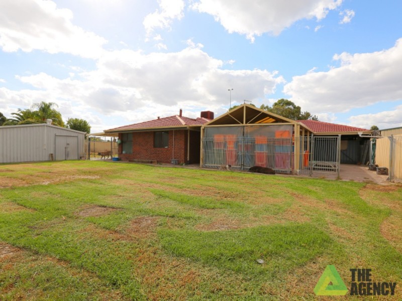 1 Crufts Way, Canning Vale WA 6155