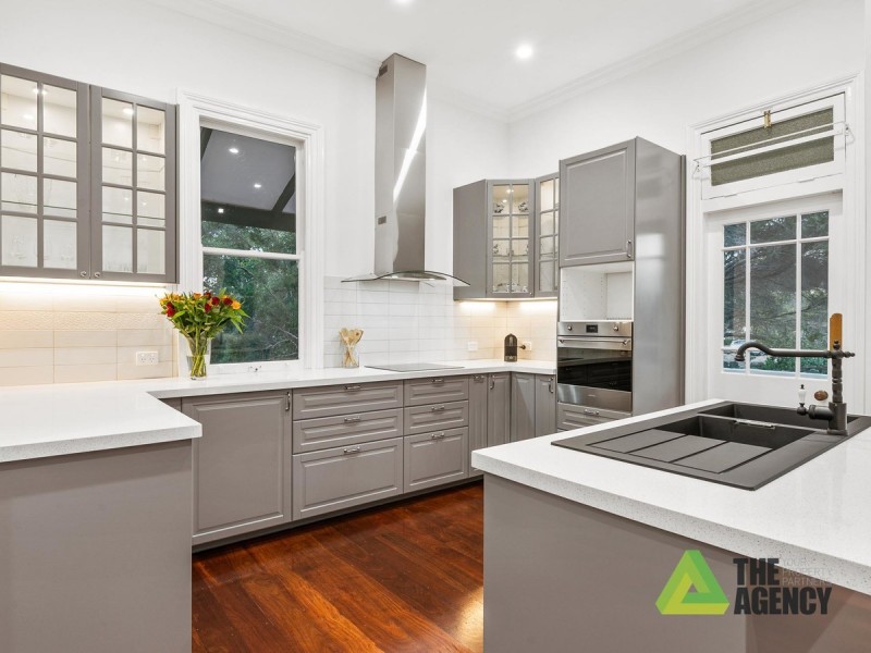 27 Hartung Street, Mundaring WA 6073