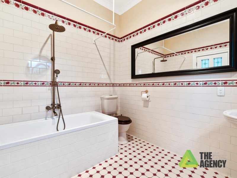 27 Hartung Street, Mundaring WA 6073