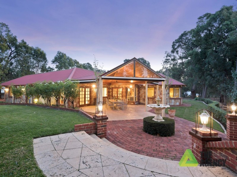 1350 Coppin Road, Mundaring WA 6073