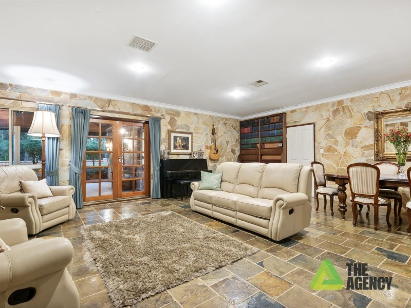 1350 Coppin Road, Mundaring WA 6073