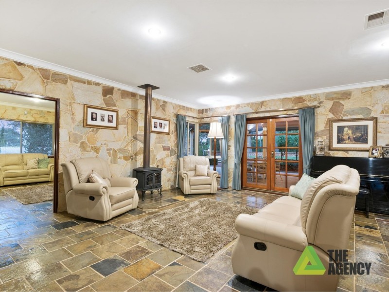 1350 Coppin Road, Mundaring WA 6073