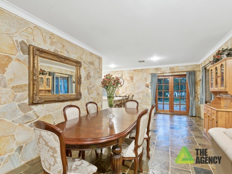 1350 Coppin Road, Mundaring WA 6073