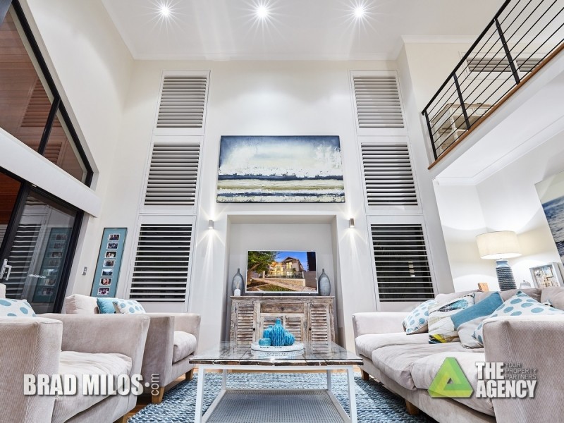 13 Pantheon Avenue, North Coogee WA 6163