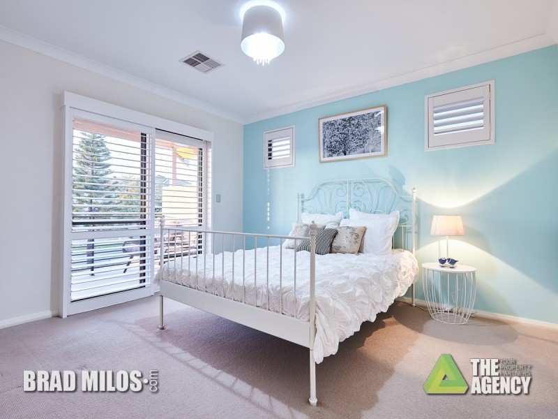 13 Pantheon Avenue, North Coogee WA 6163