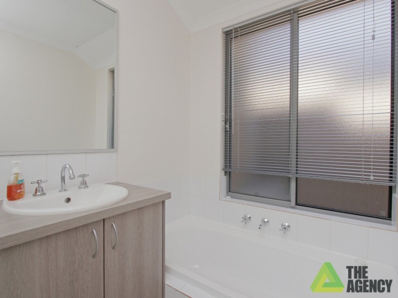 20 Biddiarra Bend, Southern River WA 6110