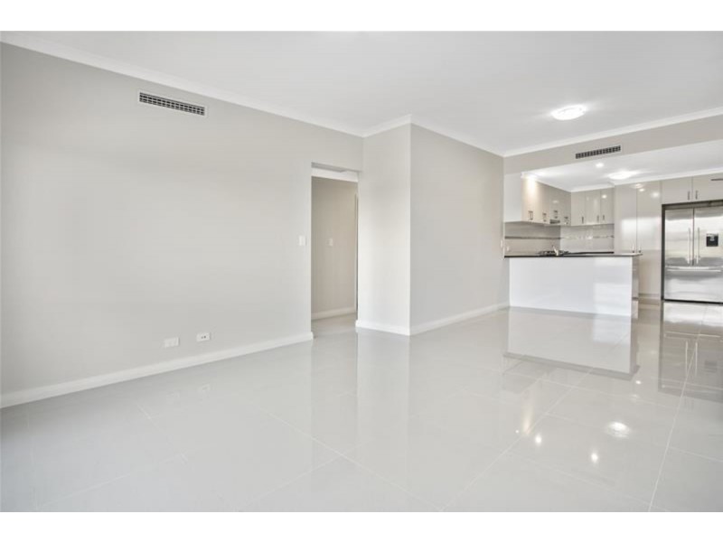 4/99 Bordeaux Lane, Ellenbrook WA 6069