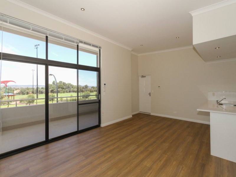 4/99 Bordeaux Lane, Ellenbrook WA 6069