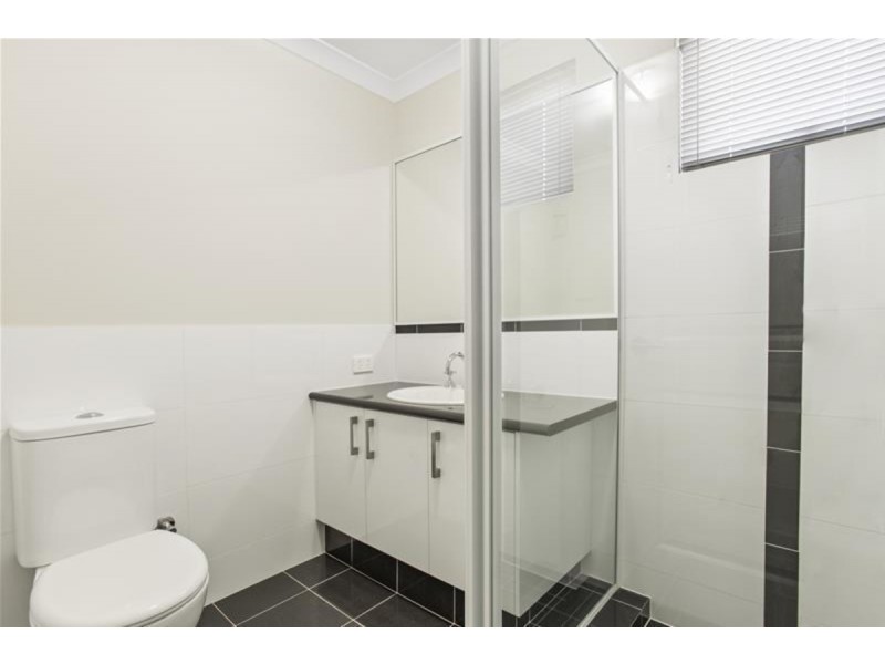 4/99 Bordeaux Lane, Ellenbrook WA 6069