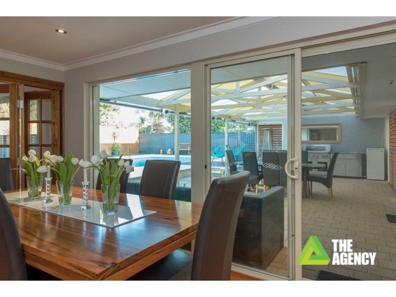 8 Farrell Way, Padbury WA 6025