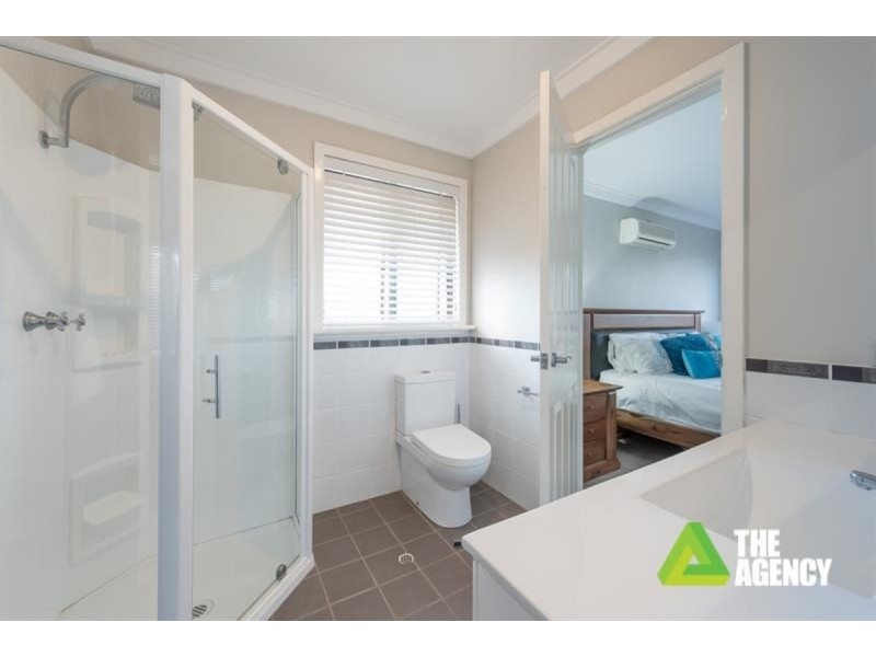 8 Farrell Way, Padbury WA 6025