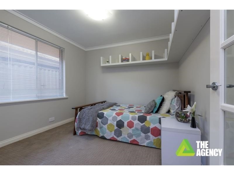 8 Farrell Way, Padbury WA 6025