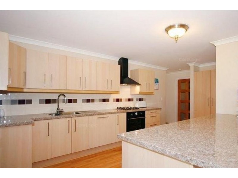 132 Bullock Drive, Oakford WA 6121