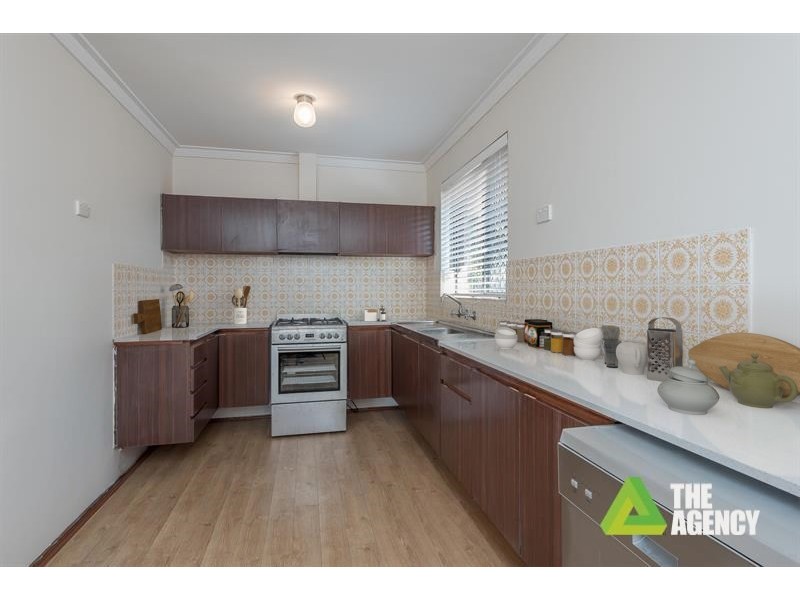 9 McKinlay Avenue, Padbury WA 6025