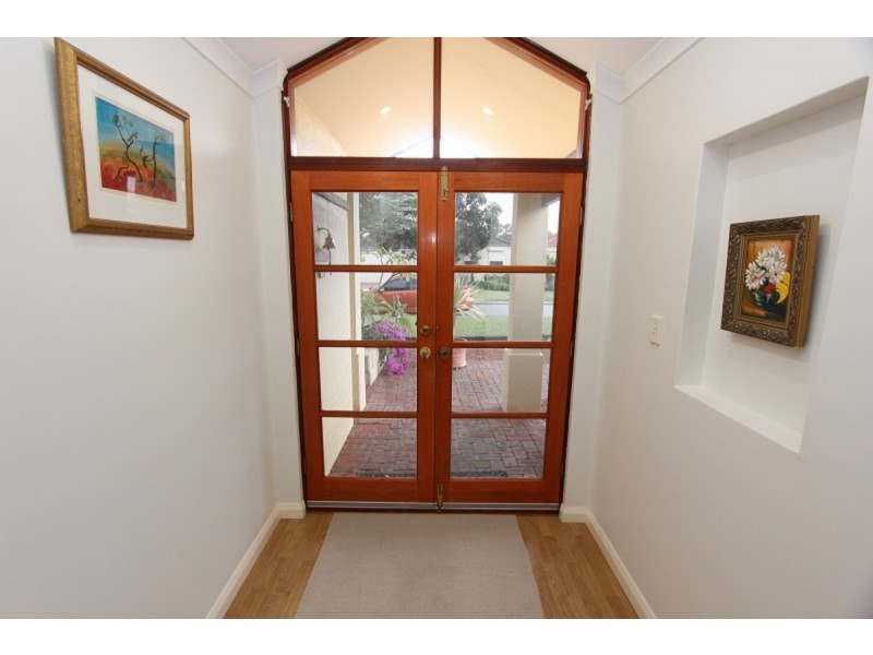 12 Vlamingh Gate, Dudley Park WA 6210