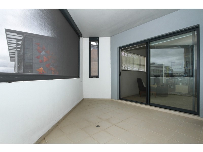 8/2 Stockton Bend, Cockburn Central WA 6164