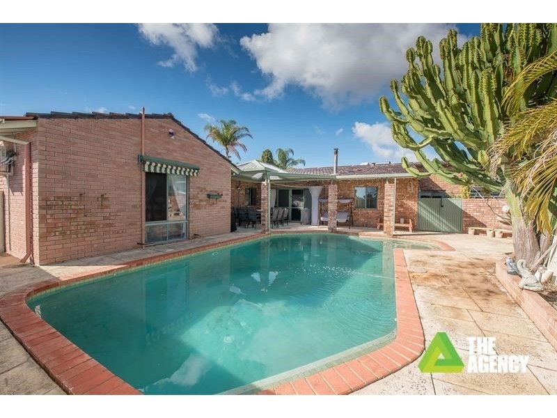 11 Vestey Court, Duncraig WA 6023