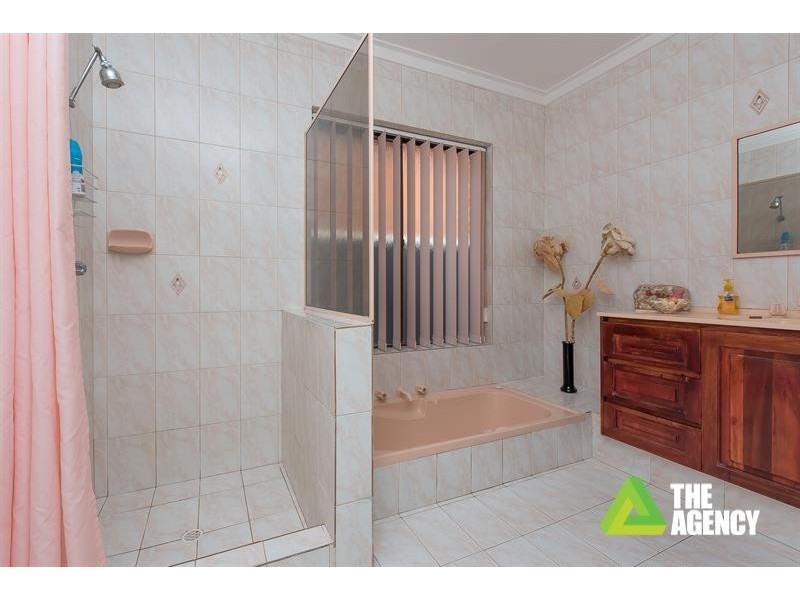 11 Vestey Court, Duncraig WA 6023