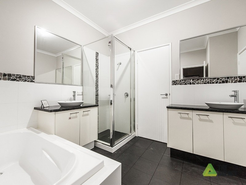 5 Kindra Way, Nollamara WA 6061