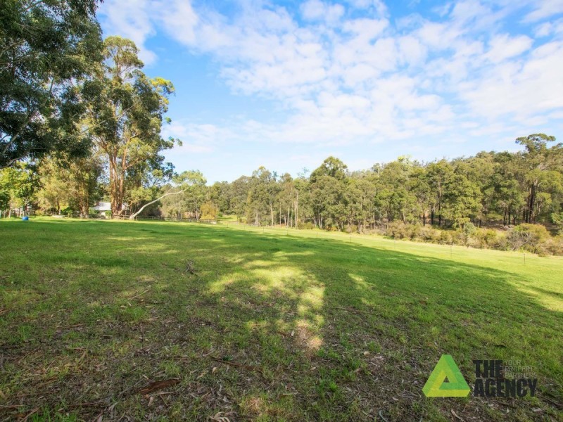 850 Jarrah Road, Mundaring WA 6073