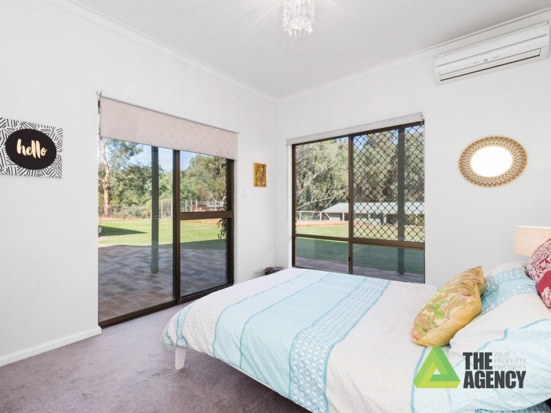 1220 Katharine Street, Helena Valley WA 6056