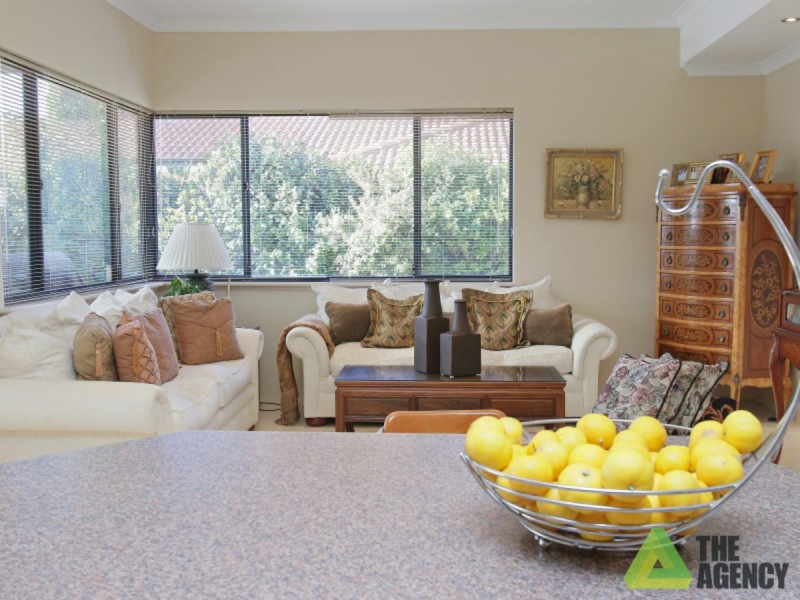 4 Sida Street, Canning Vale WA 6155
