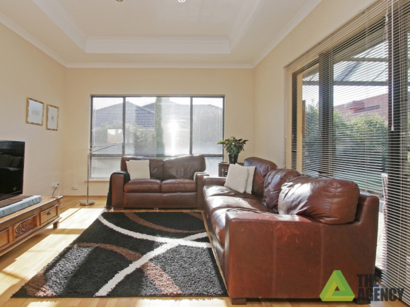 4 Sida Street, Canning Vale WA 6155