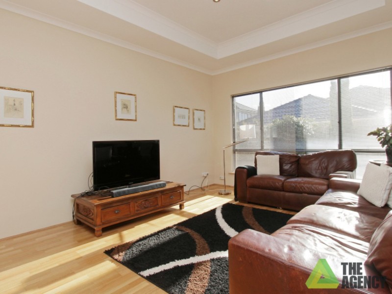 4 Sida Street, Canning Vale WA 6155