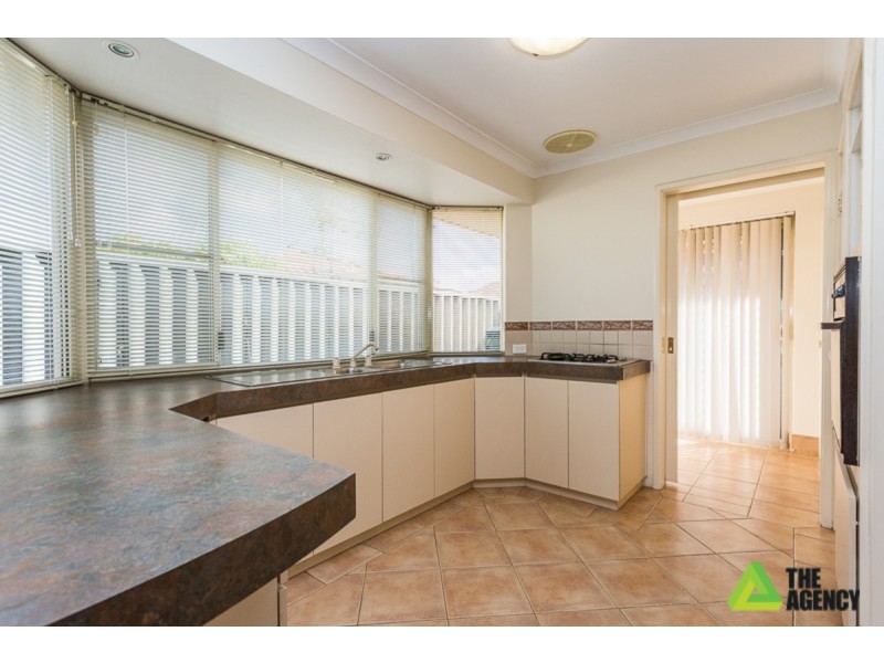 64B Towncentre Drive, Thornlie WA 6108