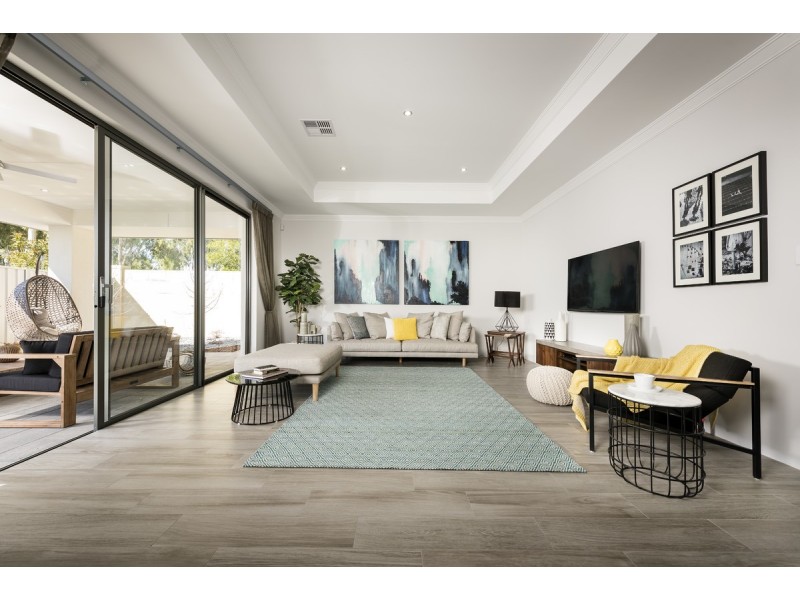 2 Mews  Entrance, Gwelup WA 6018