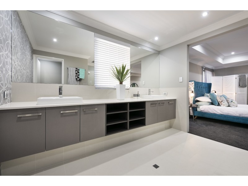 2 Mews  Entrance, Gwelup WA 6018