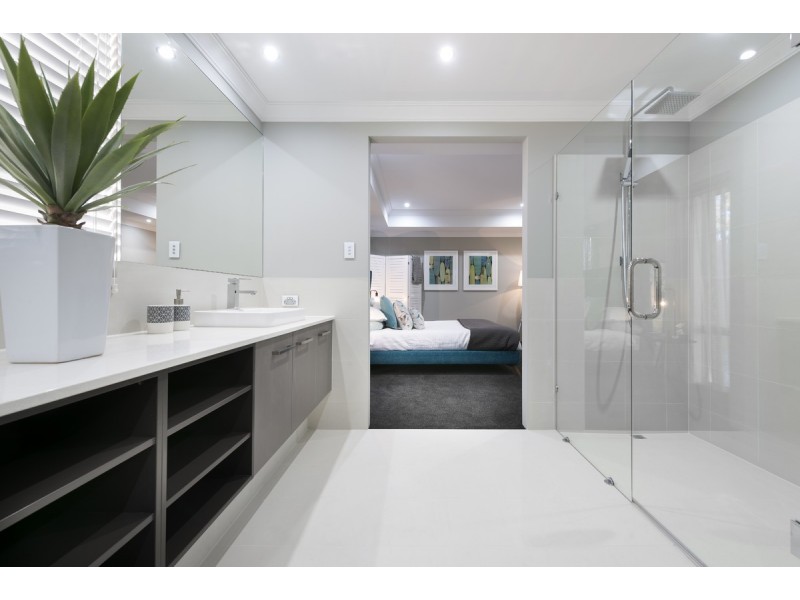 2 Mews  Entrance, Gwelup WA 6018