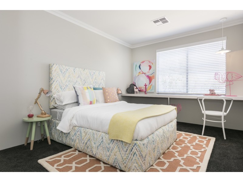 2 Mews  Entrance, Gwelup WA 6018