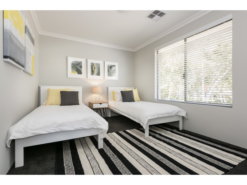 2 Mews  Entrance, Gwelup WA 6018