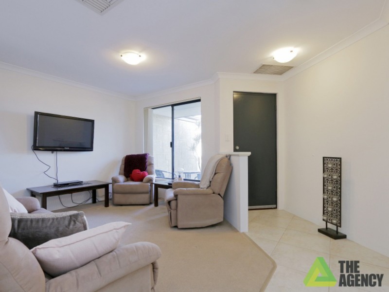 12 Miniata Way, Canning Vale WA 6155