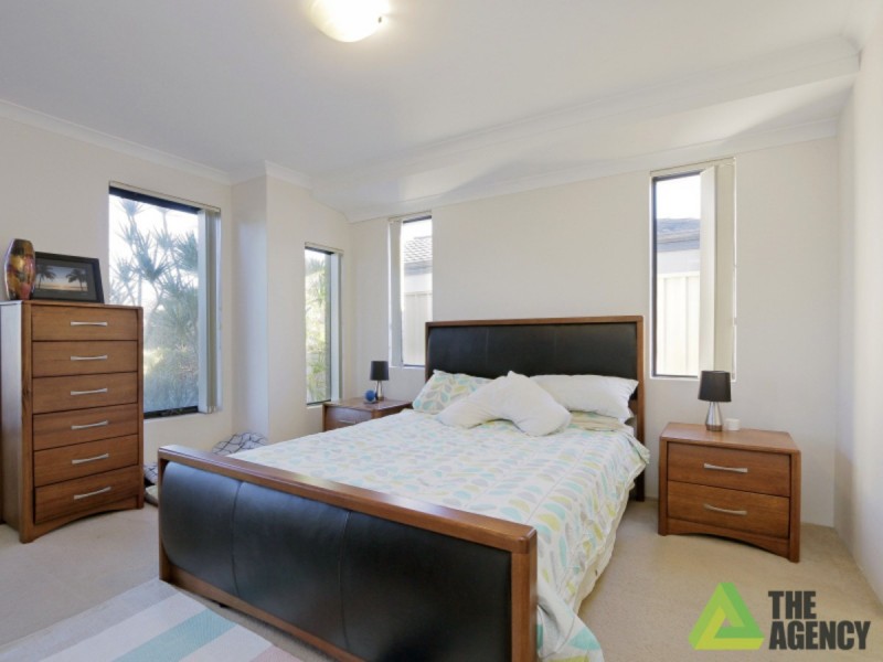 12 Miniata Way, Canning Vale WA 6155