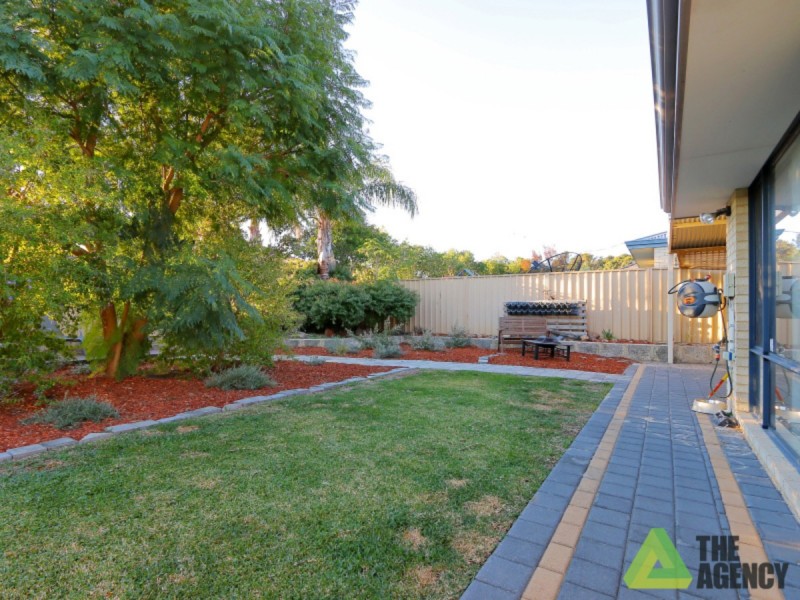 12 Miniata Way, Canning Vale WA 6155
