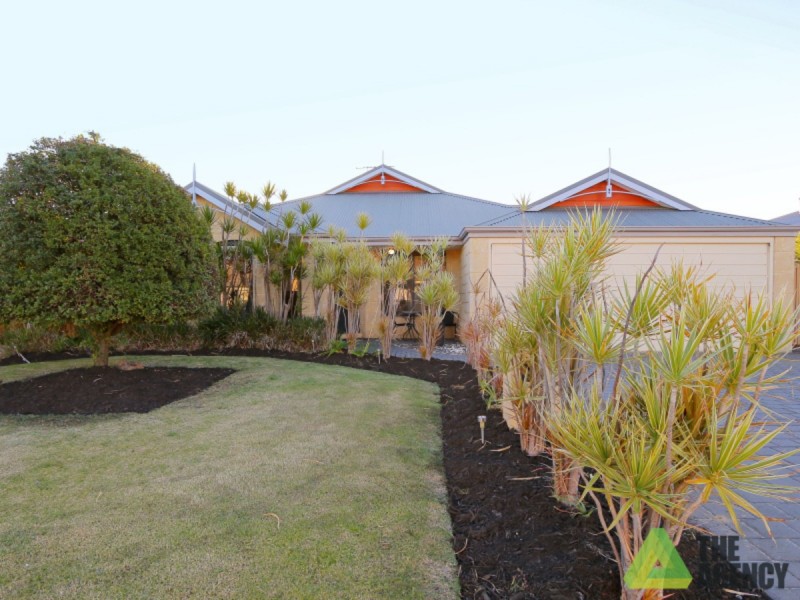 12 Miniata Way, Canning Vale WA 6155