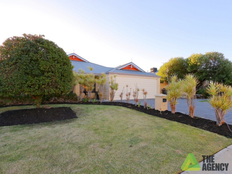 12 Miniata Way, Canning Vale WA 6155