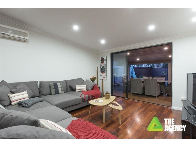 21 Acacia Way, Duncraig WA 6023