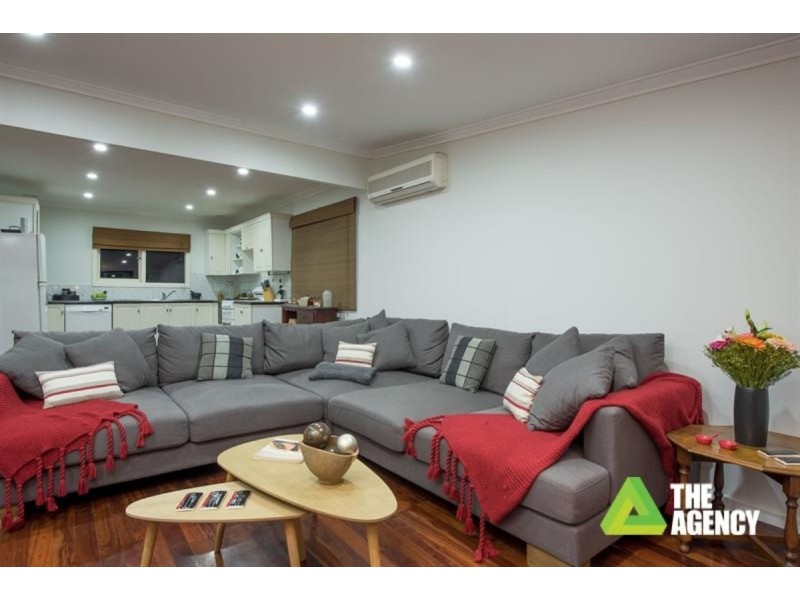 21 Acacia Way, Duncraig WA 6023