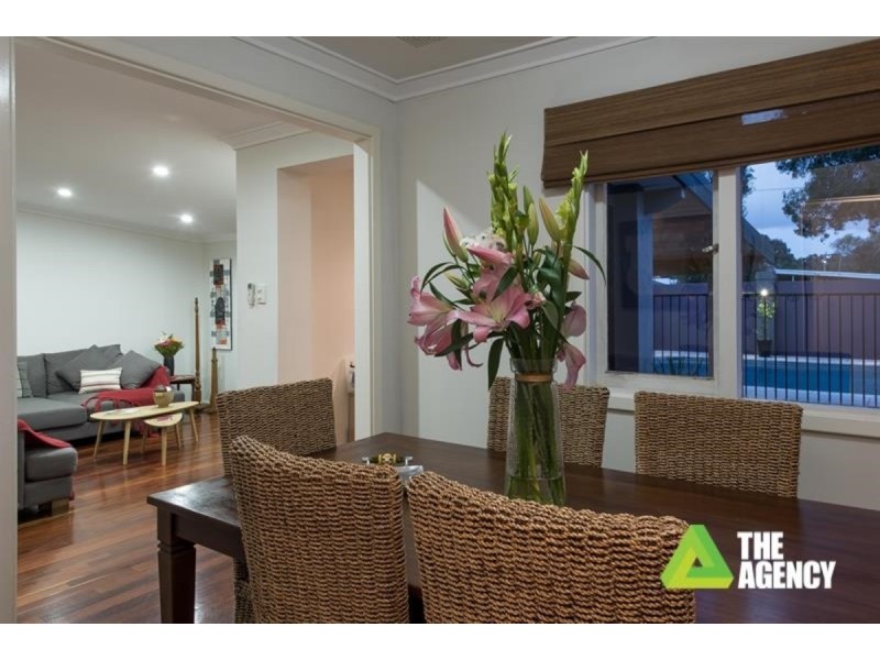 21 Acacia Way, Duncraig WA 6023