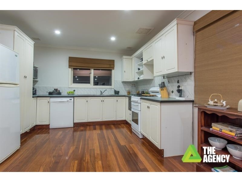 21 Acacia Way, Duncraig WA 6023