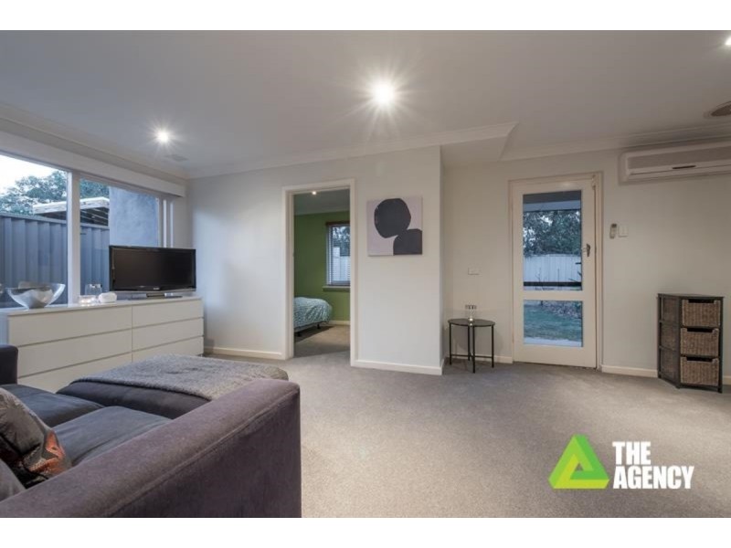 21 Acacia Way, Duncraig WA 6023