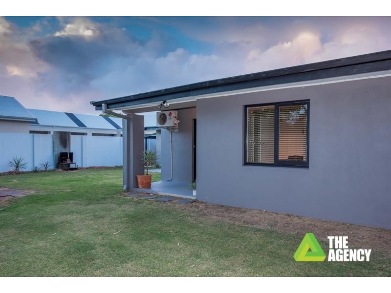 21 Acacia Way, Duncraig WA 6023