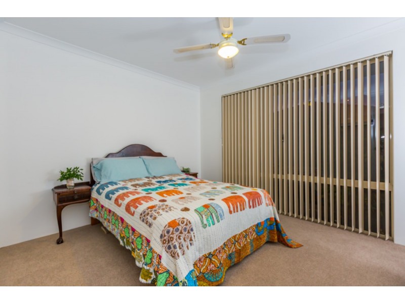 6 Dunbar Way, Canning Vale WA 6155