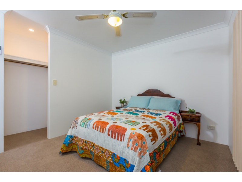 6 Dunbar Way, Canning Vale WA 6155