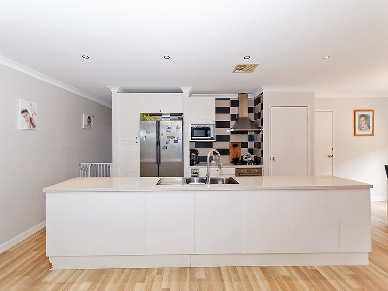 11 Adavale Vista, Tapping WA 6065