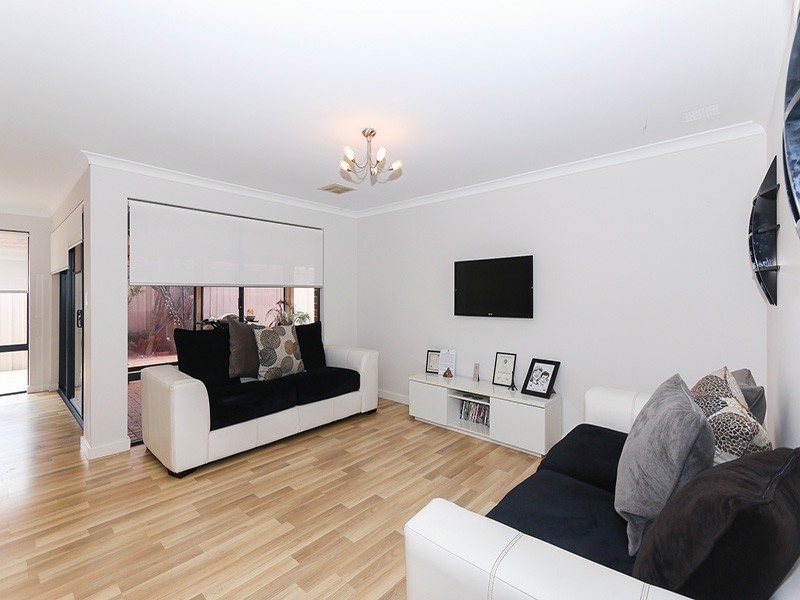 11 Adavale Vista, Tapping WA 6065