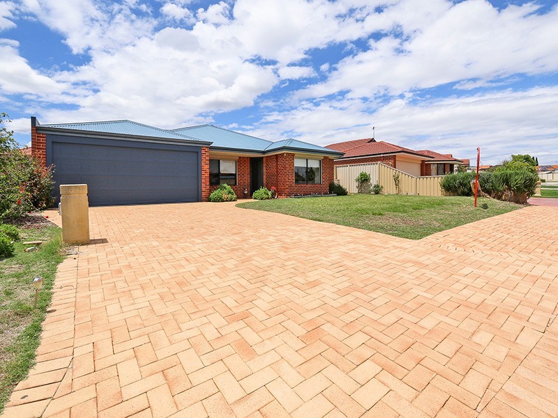 11 Adavale Vista, Tapping WA 6065